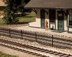 Atlas Railroad N-Scale 15" Hairpin Fence